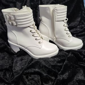 Just Fab white boots size 8